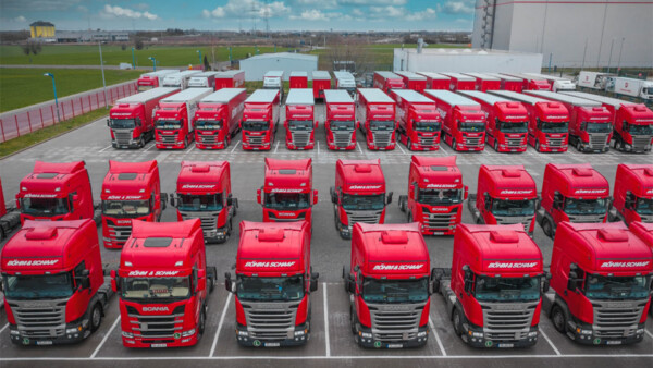 Schichtleitung im Logistikzentrum